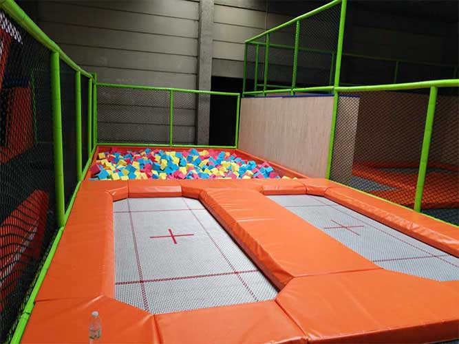 dammark trampoline park installation